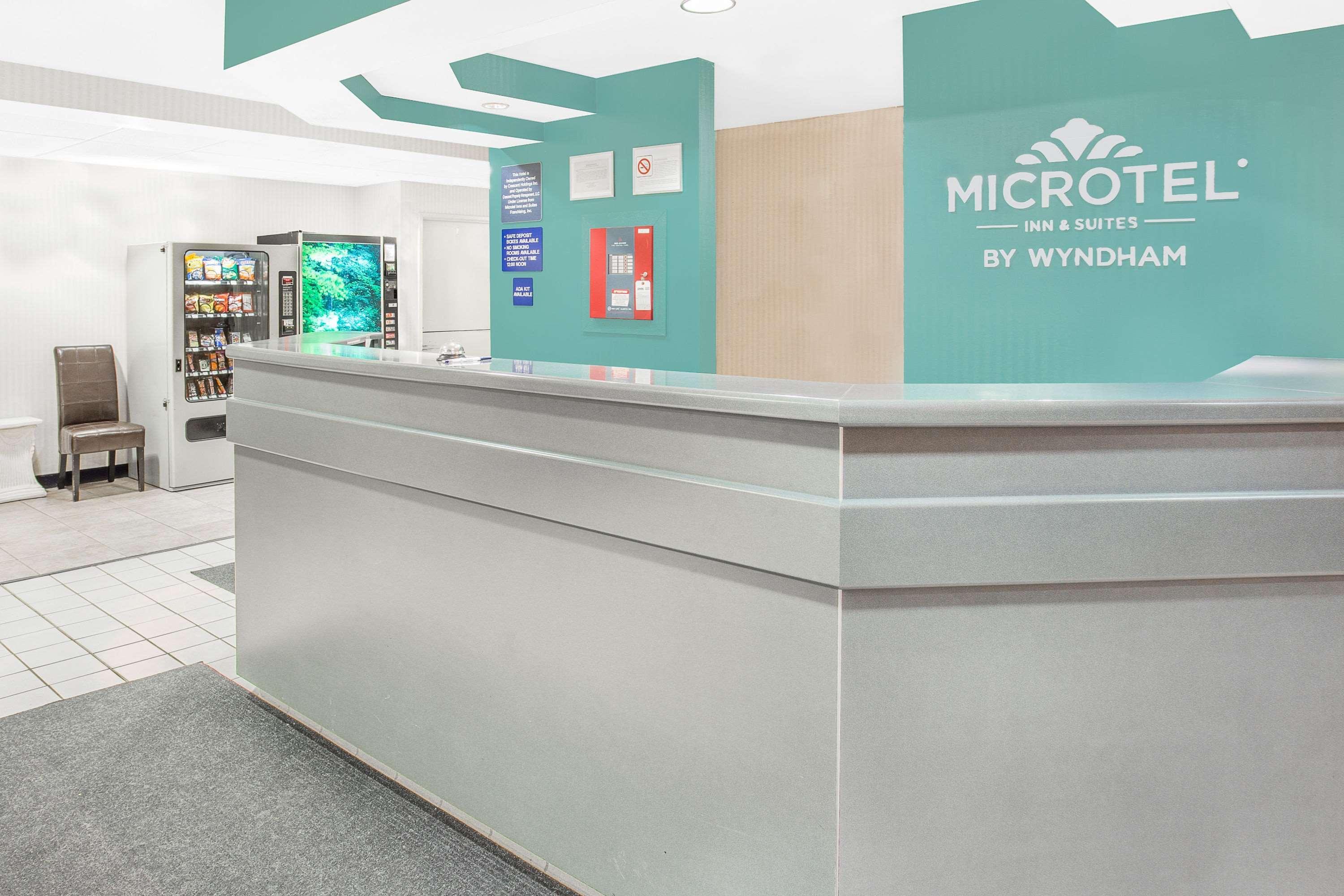 Microtel Inn & Suites By Wyndham Fond Du Lac Eksteriør billede