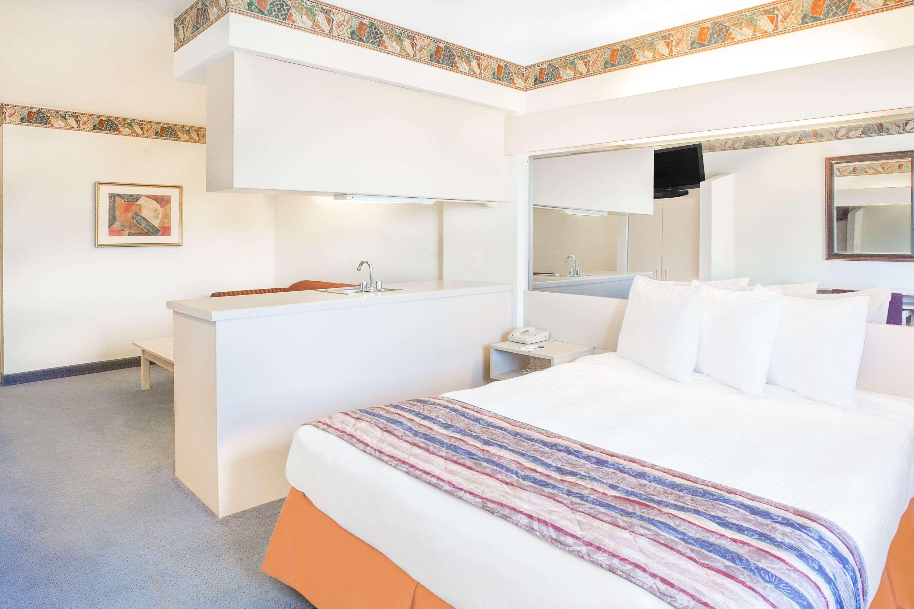 Microtel Inn & Suites By Wyndham Fond Du Lac Eksteriør billede