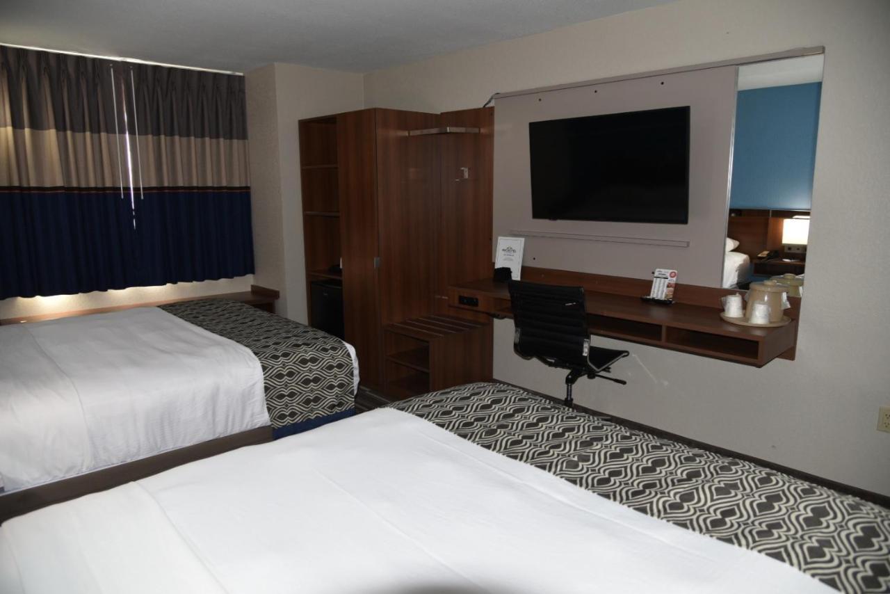 Microtel Inn & Suites By Wyndham Fond Du Lac Eksteriør billede