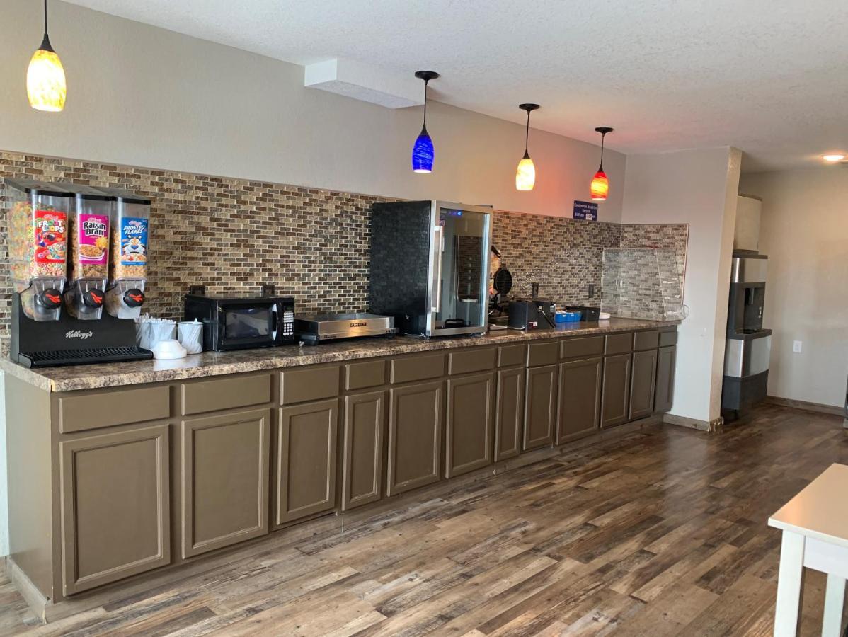 Microtel Inn & Suites By Wyndham Fond Du Lac Eksteriør billede